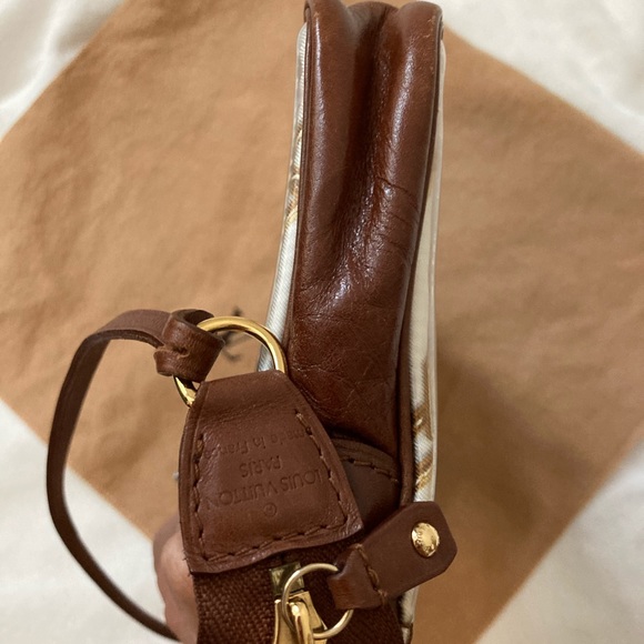 ๐ฏ Authentic Louis Vuitton pochette link purse - Picture 9 of 10